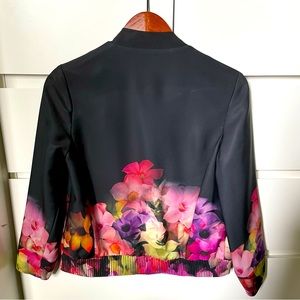 Ted baker black flower-print bomber jacket - size 1 / small